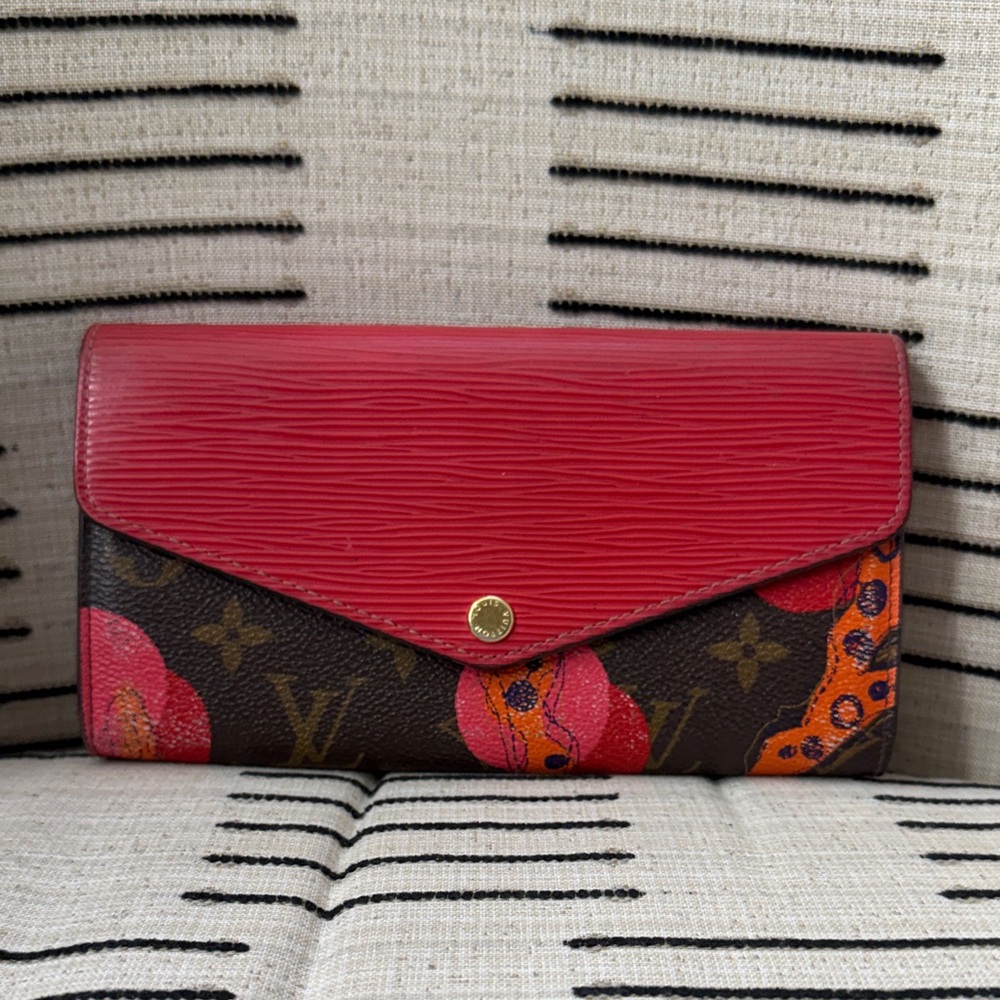 Louis Vuitton monogram and Epi wallet